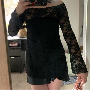 Lace Off-the-shoulder Long Sleeve